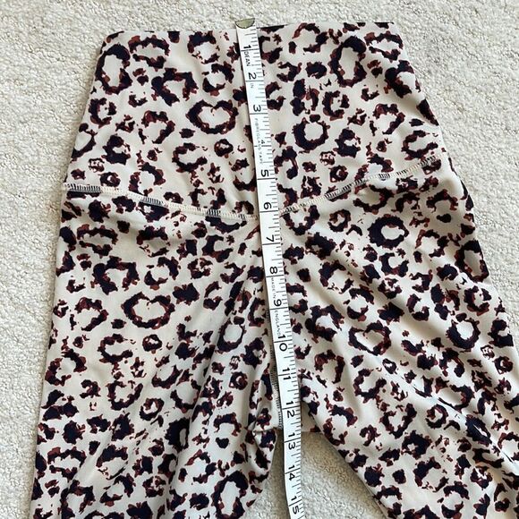 Colorfulkoala leopard print XS leggings. - Picture 6 of 7